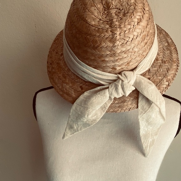 Super Cute Summer Hat - Picture 2 of 2